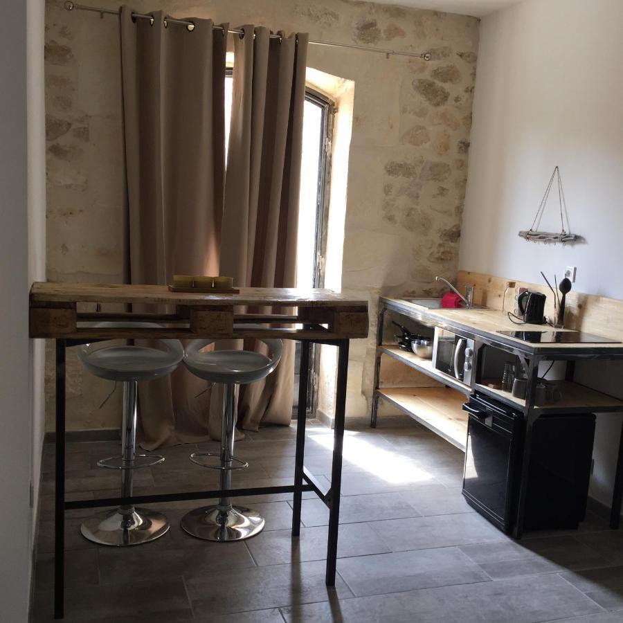 Bed and Breakfast Mas D'Auzieres Saint-Gilles  Zewnętrze zdjęcie